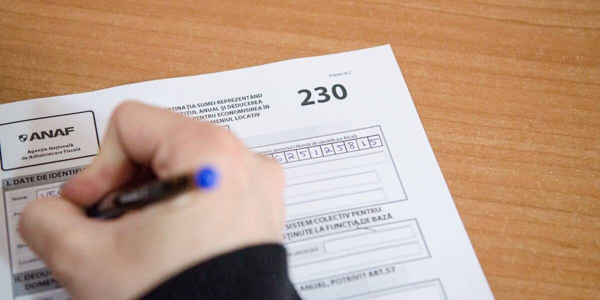 230